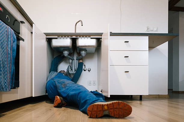 Professional Plumbing technician working in Maysville, NC